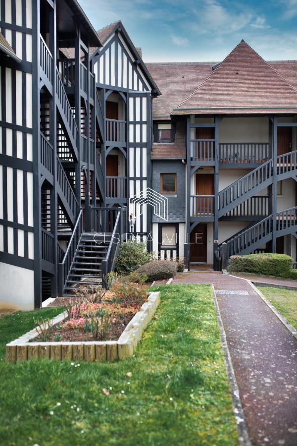 L'Hippique C.L.S Deauville Eksteriør bilde